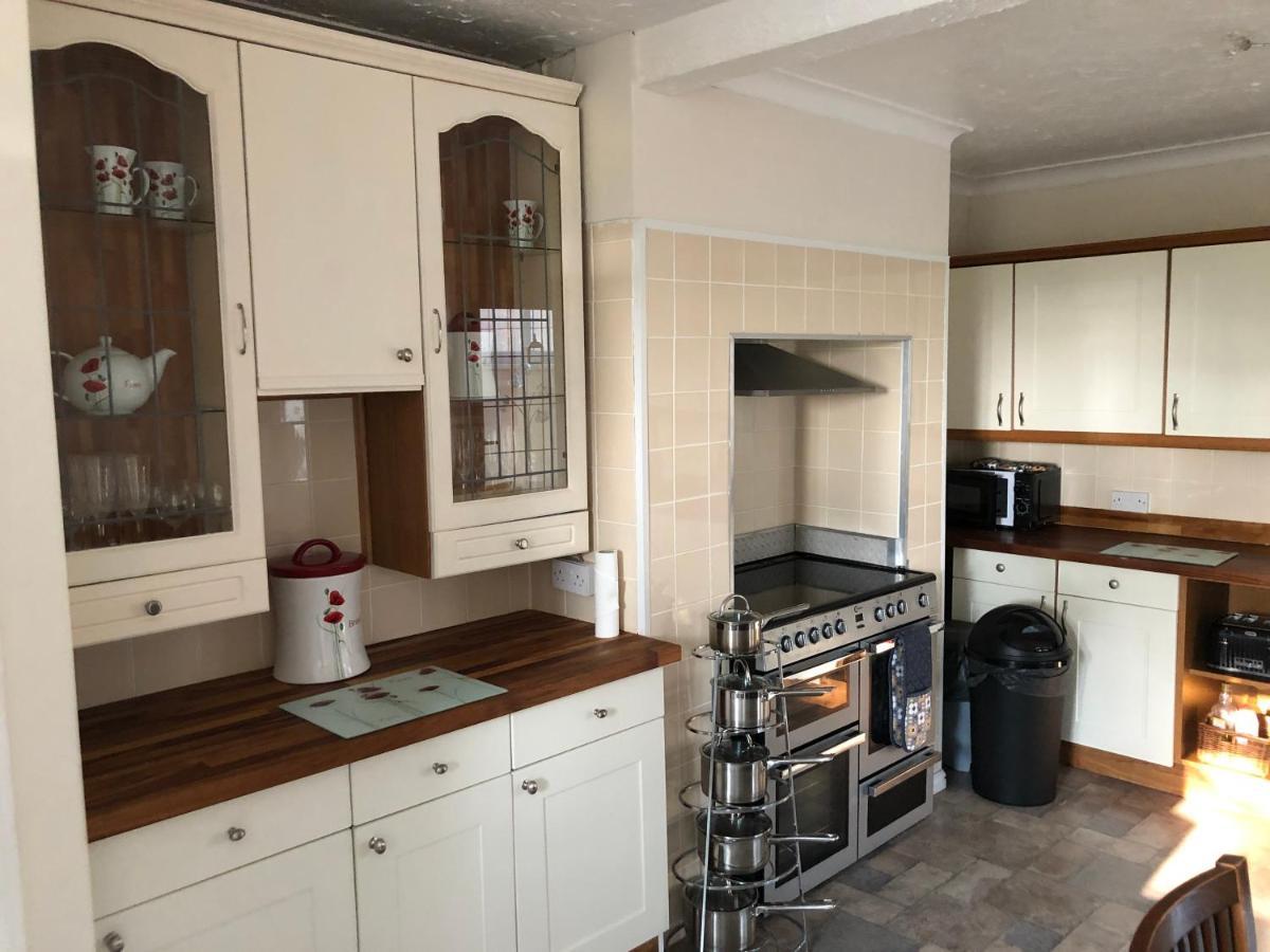 3-Bed House Waterfall Country Brecon Beacons Pontneddfechan Bagian luar foto