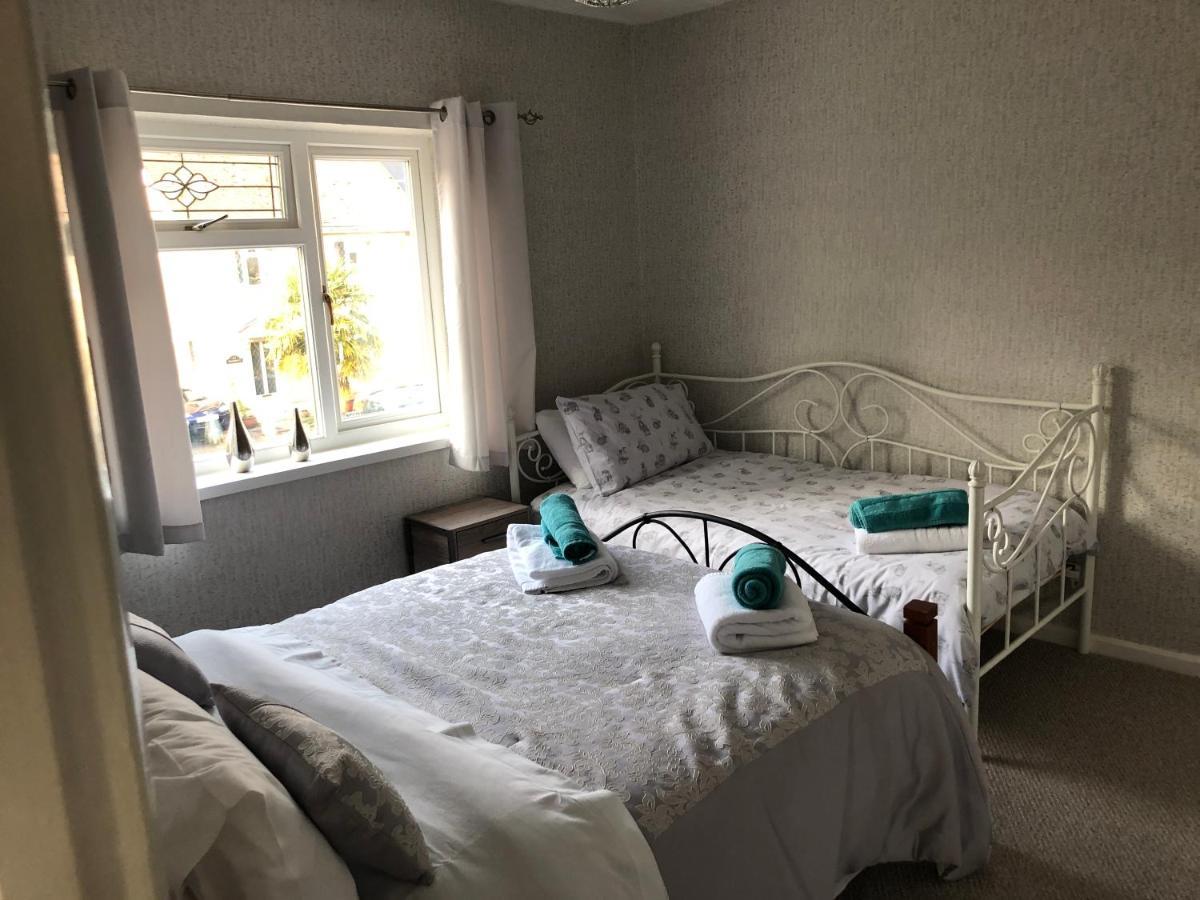 3-Bed House Waterfall Country Brecon Beacons Pontneddfechan Bagian luar foto